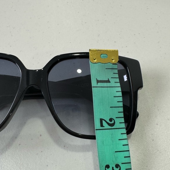 Saint Laurent Square SL M9 Black Sunglasses - Picture 12 of 13